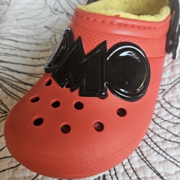 VGUC Crocs Classic Lined Disney Mickey Mouse Clog Size Kids 12 Unisex - Picture 6 of 13